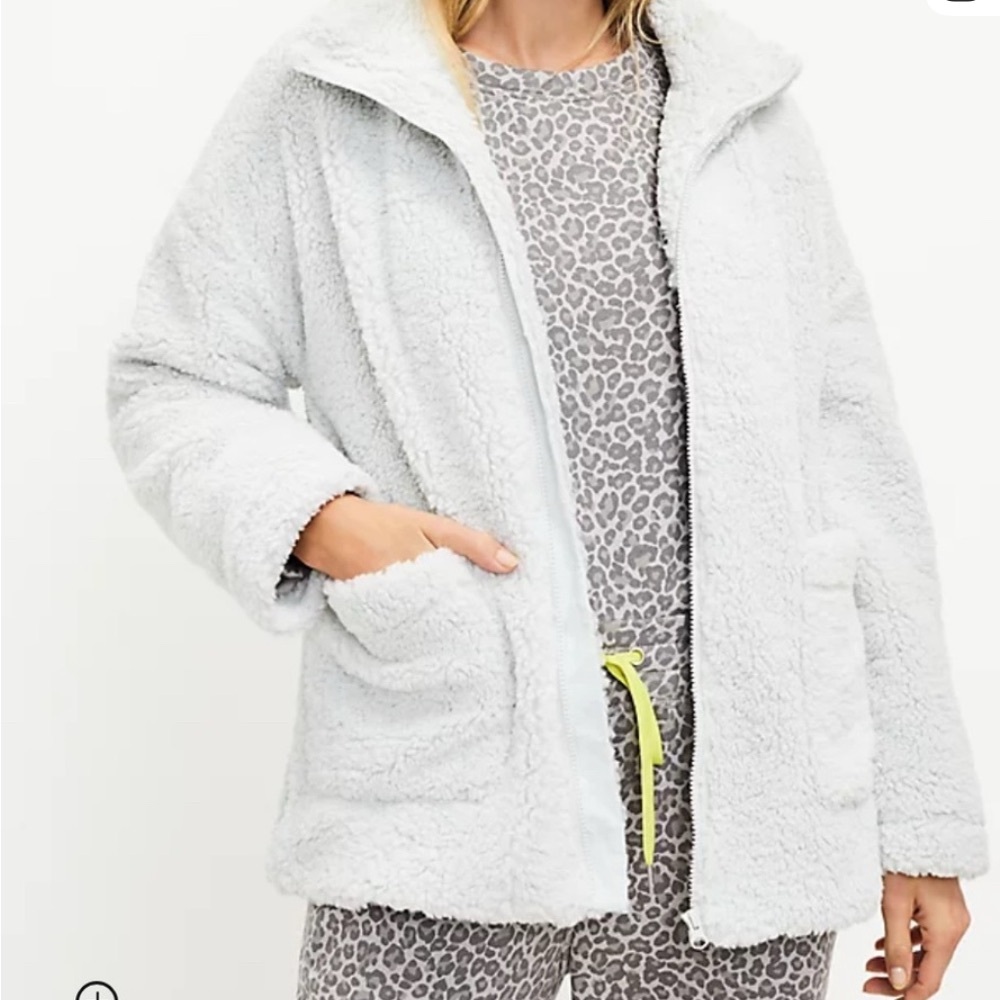 Lou & Grey by LOFT Light Gray Teddy Sherpa Jacket | XS Cozy Soft